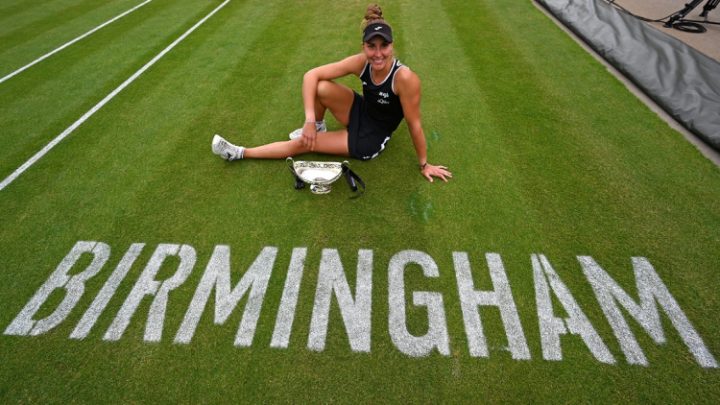 Bia Haddad é campeã do WTA de Birmingham após abandono de chinesa Shuai Zhang