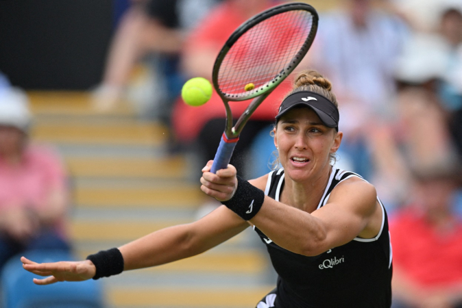 Bia Haddad perde para checa, cai na semifinal do WTA de Eastbourne e mira Wimbledon