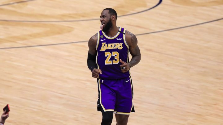 LeBron renova com Lakers e se torna o atleta mais bem pago da história da NBA