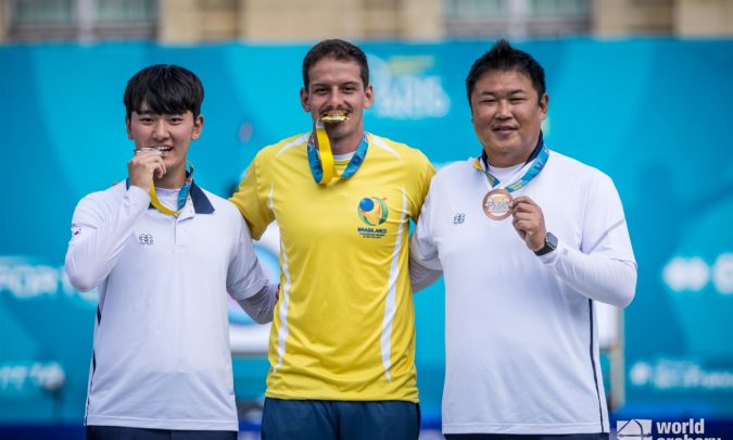 Marcus D’Almeida faz história e conquista medalha de ouro inédita no Mundial de Tiro com Arco