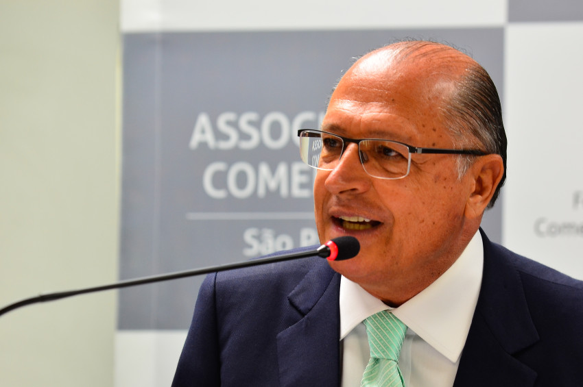 Geraldo Alckmin, ex-tucano e adversário do PT por décadas, vira vice de Lula