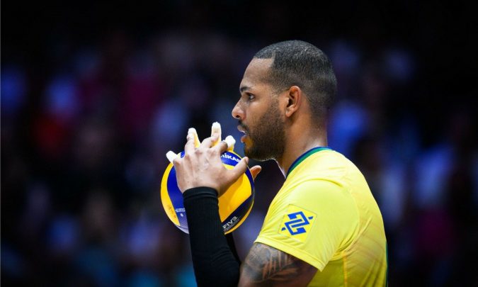 Brasil perde para os Estados Unidos por 3 sets a 1 e é eliminado da Liga das Nações