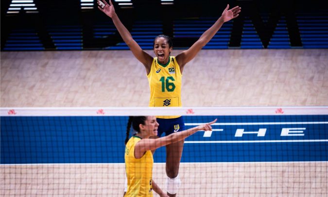 Brasil passa sufoco, mas vence Japão e avança à semifinal da Liga das Nações de Vôlei