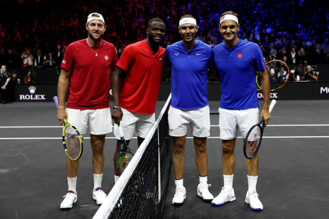 Ao lado de Nadal, Federer perde a última partida da carreira na Laver Cup