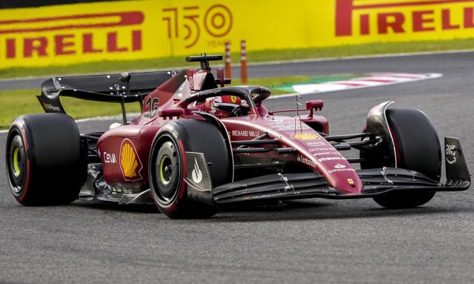 Pilotos da Ferrari lamentam após deixarem pole escapar por pouco no Japão