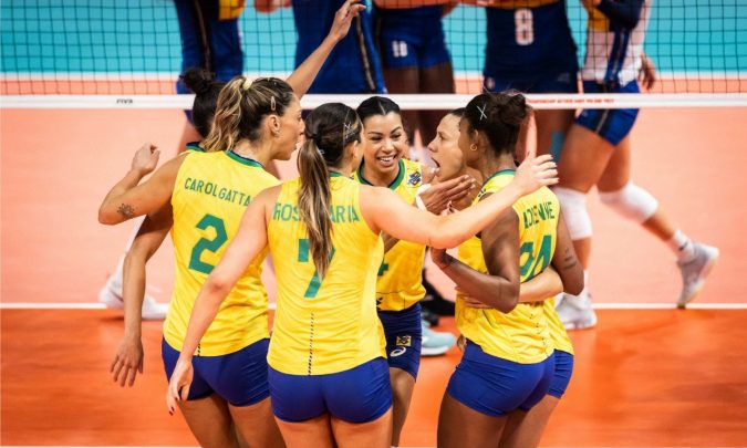 Brasil vence Itália por 3 a 1 e vai à final do Mundial de Vôlei Feminino 