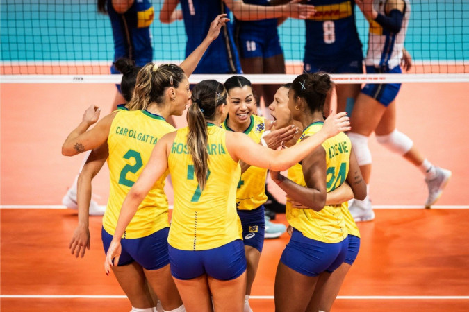 Brasil vence Itália por 3 a 1 e vai à final do Mundial de Vôlei Feminino 