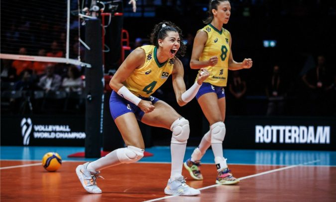 Brasil atropela Porto Rico e se aproxima do mata-mata no Mundial de Vôlei Feminino