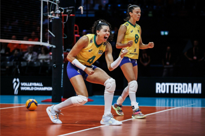 Brasil atropela Porto Rico e se aproxima do mata-mata no Mundial de Vôlei Feminino