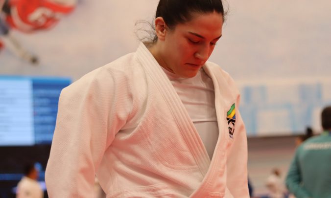 Mayra Aguiar derrota chinesa e é tricampeã no Mundial de Judô 