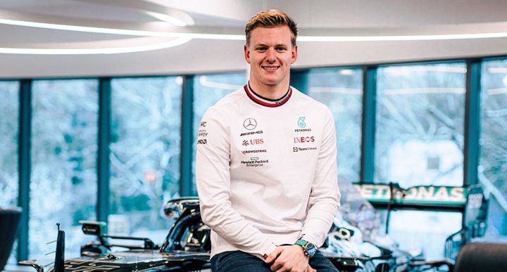 Mercedes anuncia Mick Schumacher como piloto reserva para a temporada 2023