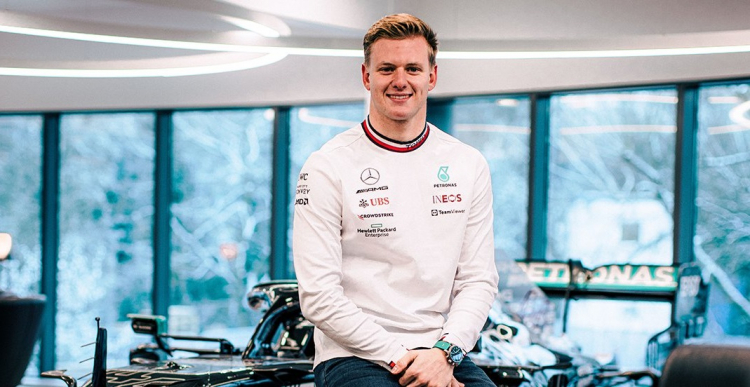 Mercedes anuncia Mick Schumacher como piloto reserva para a temporada 2023