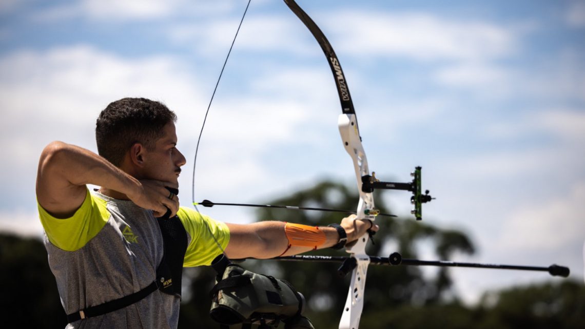 Marcus D’Almeida conquista ouro histórico na final da Copa do Mundo de tiro com arco