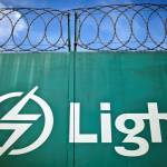 Fitch corta rating da Light (LIGT3) para CCC+, vendo “risco de crédito substancial”; ações caem 22% em três dias