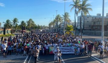 Caminhada celebra o Dia Mundial de Conscientização do Autismo na Orla