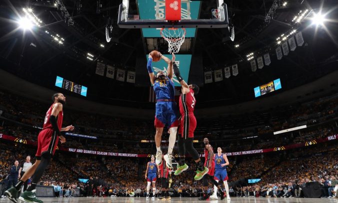 Denver Nuggets bate Miami Heat e abre vantagem nas finais da NBA