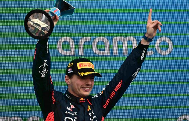 Verstappen sobra no GP da Inglaterra e vence sexta seguida na Fórmula 1; Norris e Hamilton pegam pódio em casa