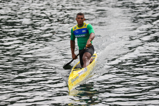 Isaquias Queiroz e mais quatro brasileiros avançam às semifinais do Mundial de Canoagem