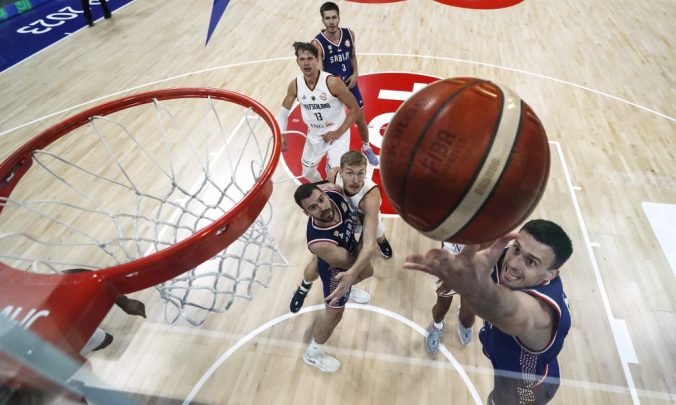 Alemanha supera Sérvia e conquista Copa do Mundo de basquete pela primeira vez