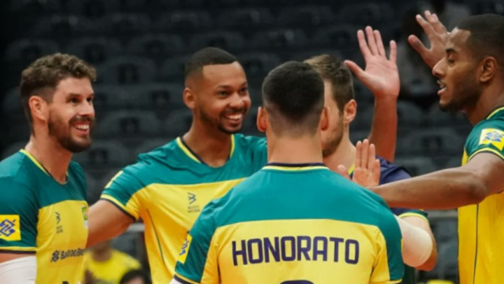 Com virada no tie-break, Brasil bate a República Tcheca no pré-olímpico de vôlei