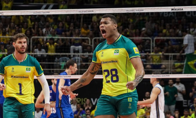 Em jogo emocionante, Brasil vence a Itália no tie-break e garante vaga nos Jogos de Paris 2024