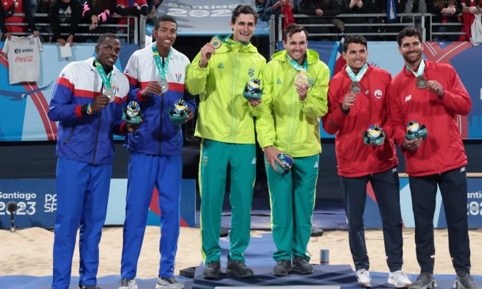 Brasil quebra jejum de 12 anos no vôlei de praia e conquista dois ouros no Pan de Santiago 2023