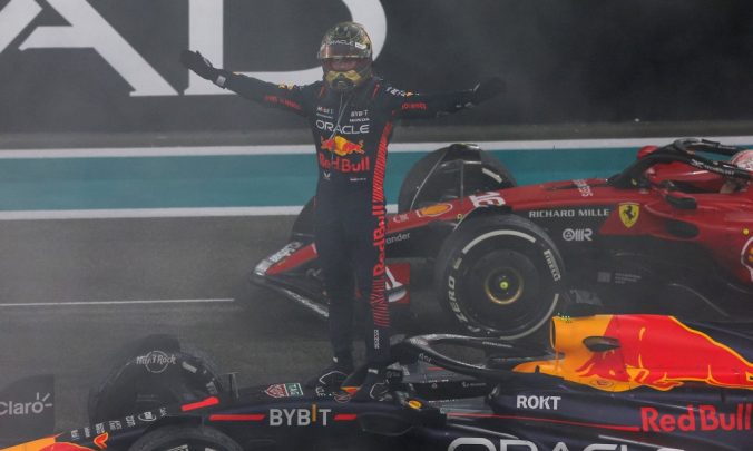 Fórmula 1: Verstappen vence último GP da temporada; Mercedes é vice no Mundial de Construtores