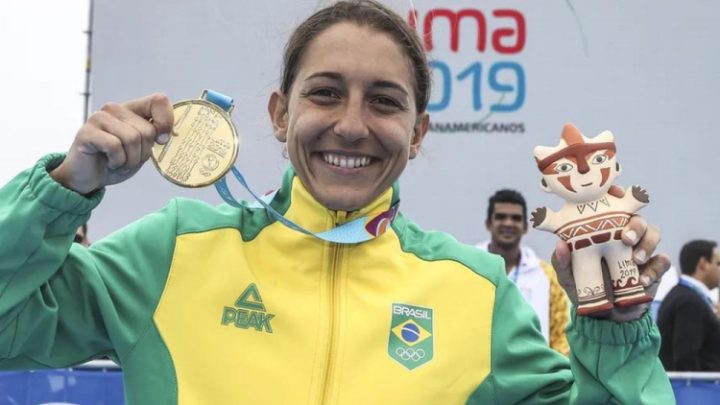 Triatleta campeã pan-americana está na UTI sob ventilação mecânica