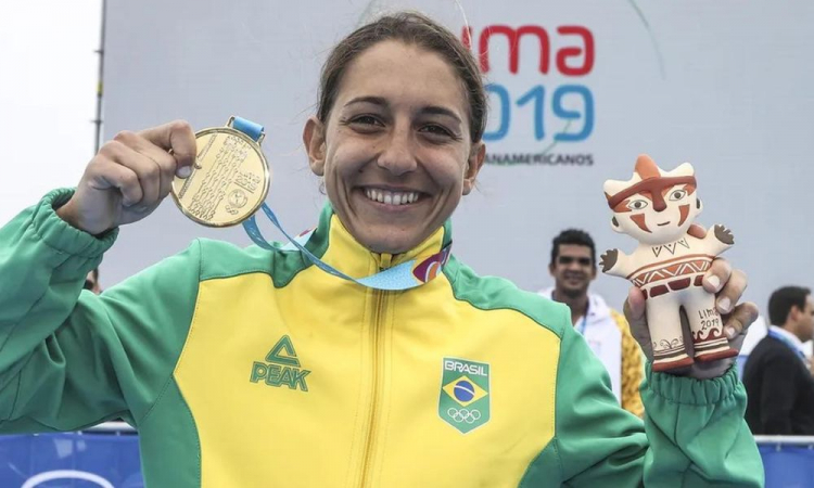 Triatleta campeã pan-americana está na UTI sob ventilação mecânica