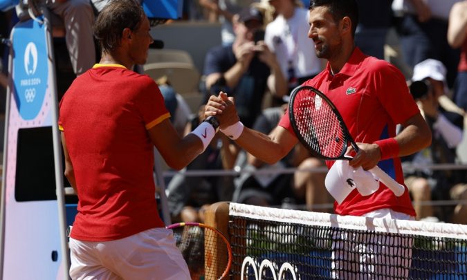 Djokovic atropela Nadal na quadra central de Roland Garros