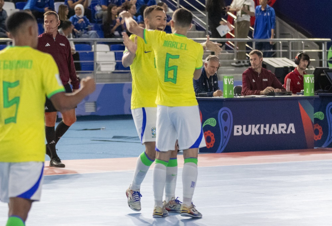 Brasil goleia por 9 a 1 Tailândia e avança com tranquilidade na Copa do Mundo de Futsal