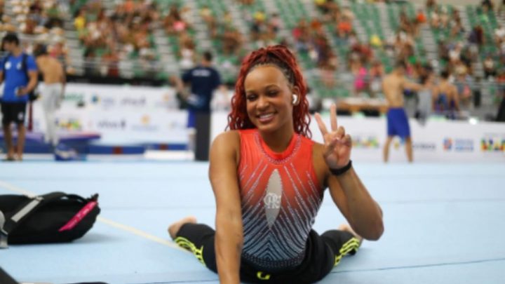 Rebeca Andrade conquista ouro nas barras assimétricas no Campeonato Brasileiro