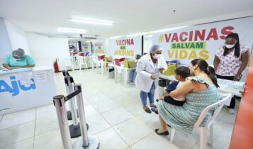 Vacinação nos shoppings estará indisponível nos próximos dias 21 e 28