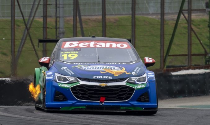 Felipe Massa critica regulamento da Stock Car com possibilidade de título no final de semana parar no ‘tapetão’